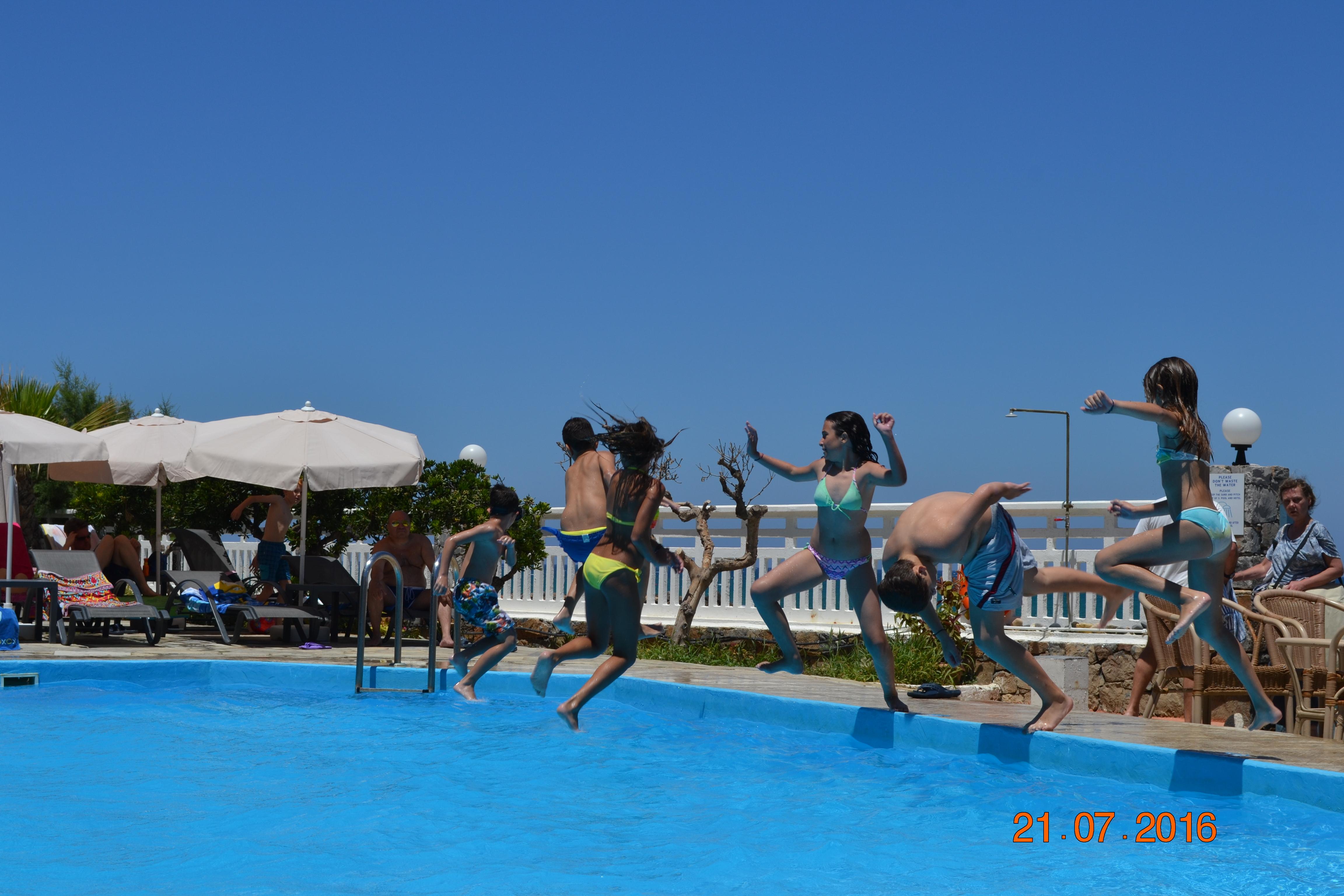 Sunset Beach Hotel Kokkini Hani Kültér fotó