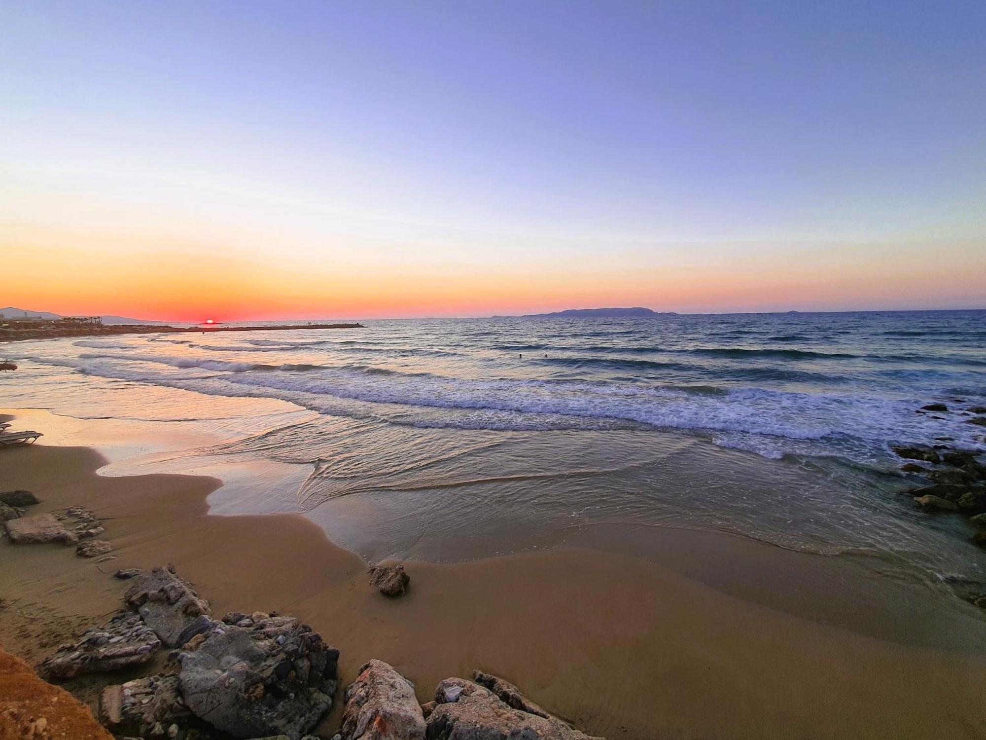 Sunset Beach Hotel Kokkini Hani Kültér fotó